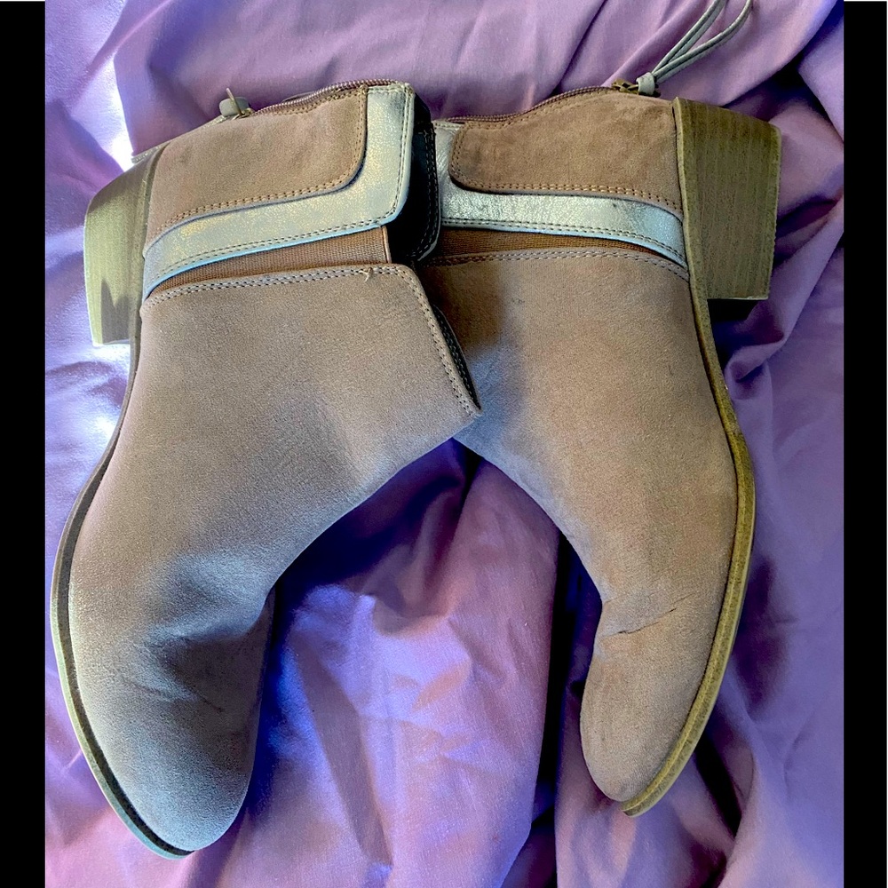 Candies taupe suede booties